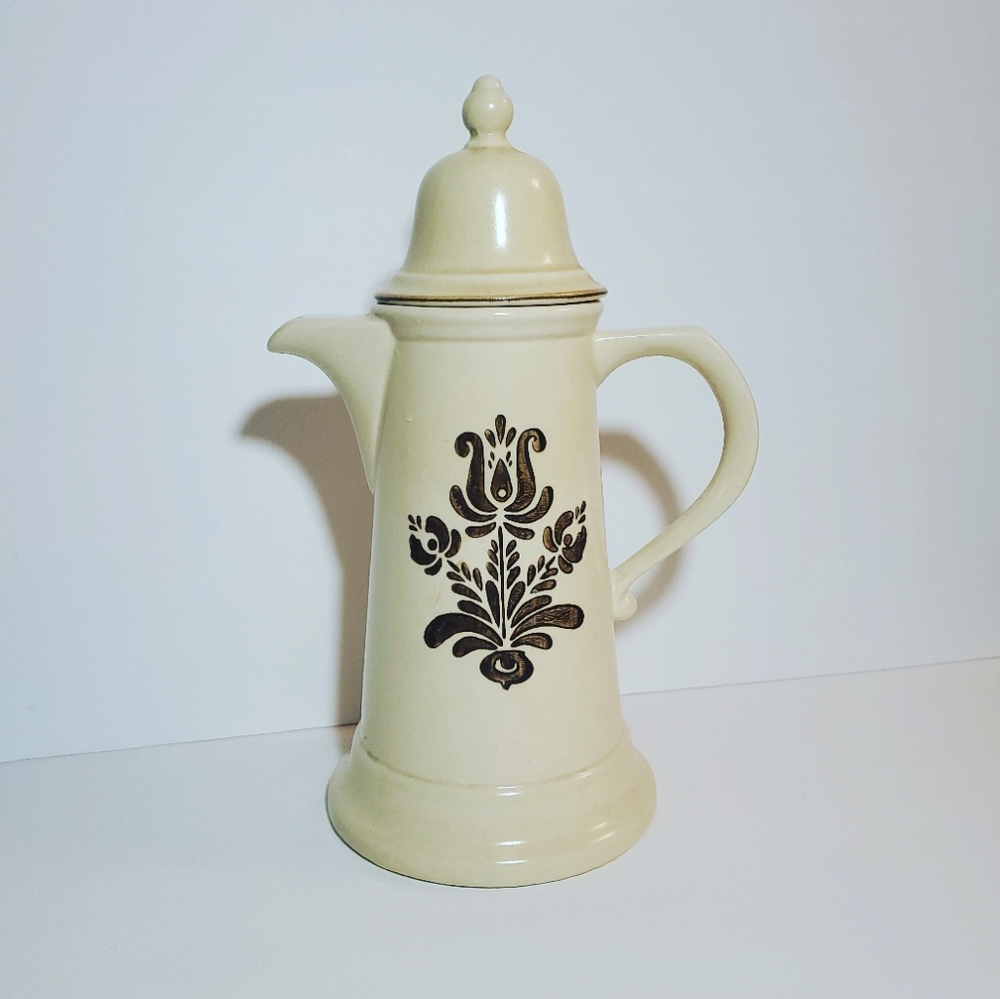 Pfaltzgraff Village Tall Coffee Pot
